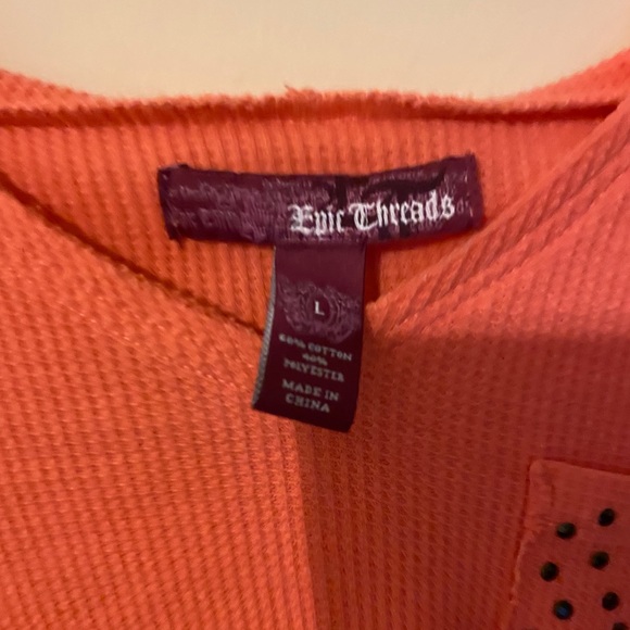 Long sleeve shirt with hoodie - Picture 5 of 5